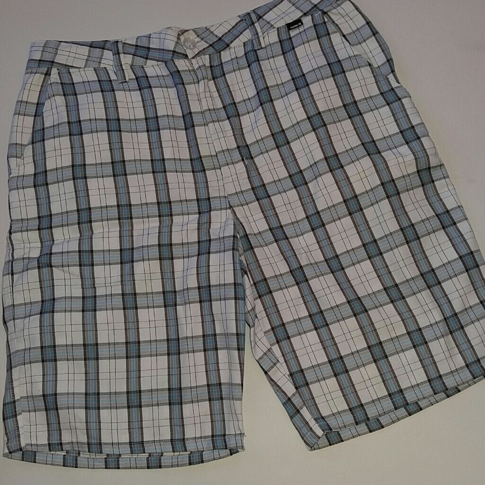Hurley Plaid Shorts 32
